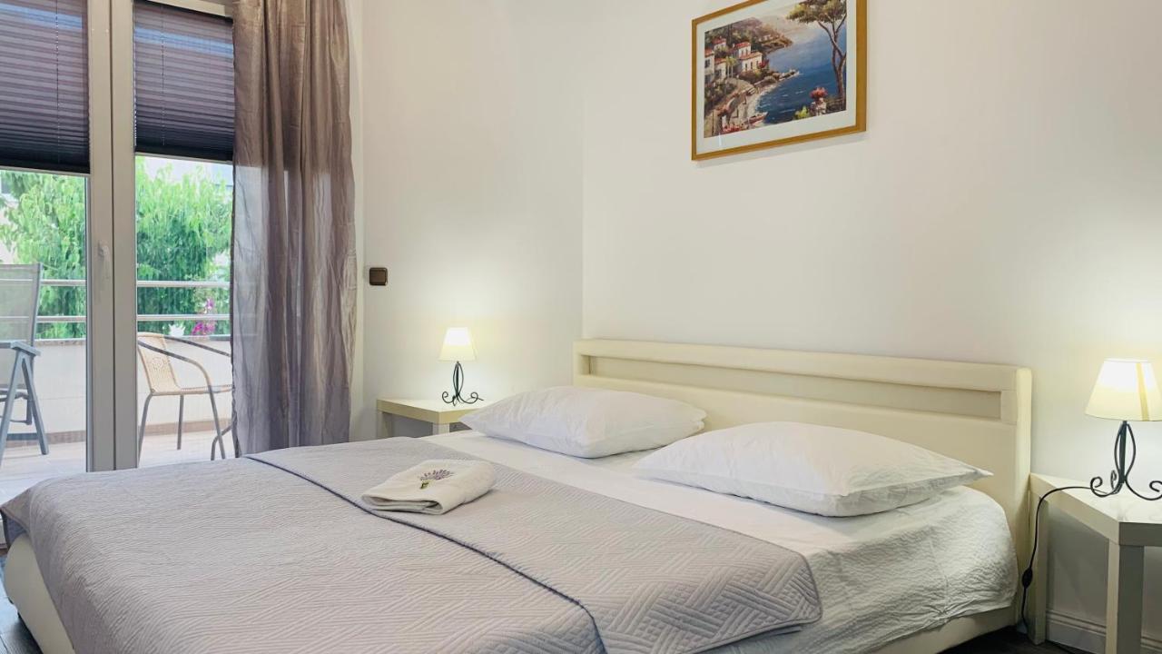 Villa Andrijana - Exclusively Yours - Family Getaway With Private Pool Kaštela Exterior foto